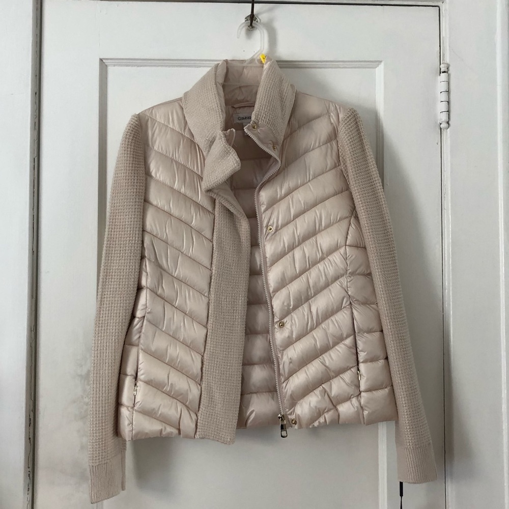 Calvin Klein White/Cream Puffer Jacket